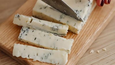 أفضل أنواع الجبن لجهاز القلب والأوعية الدموية