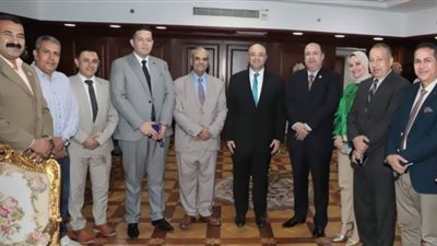 محافظ بني سويف يستقبل المهنئين بعيد الأضحى المبارك