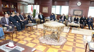 محافظ بني سويف يستقبل وفد لجنة الإدارة المحلية بمجلس النواب