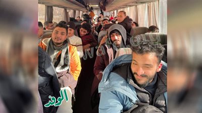 شاهد.. عبور فوج جديد من المصريين الحدود الأوكرانية باتجاه بولندا