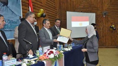 رئيس جامعة كفرالشيخ يشهد الاحتفال بتخريج الدفعة الثالثة من طلاب كلية الطب