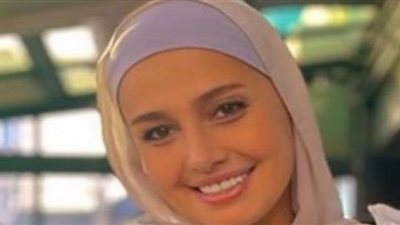 هل خلعت حلا شيحة الحجاب ؟.. صور ة تثير الجدل