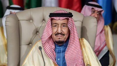 رئيس الإمارات ونائبه يُعزيان الملك سلمان بوفاة الأمير تركي آل سعود