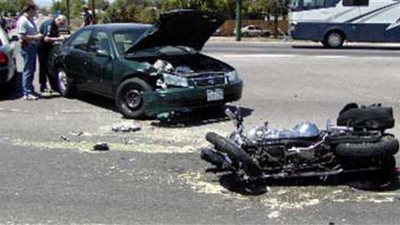 مصرع سائق موتوسيكل في حادث تصادم بشارع السودان