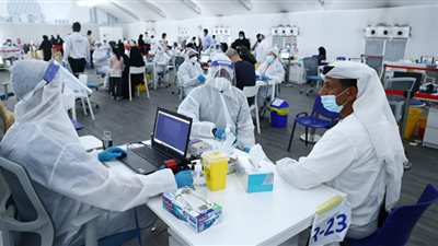 الإمارات تُقدم أكثر من 14 ألف جرعة لقاح كورونا