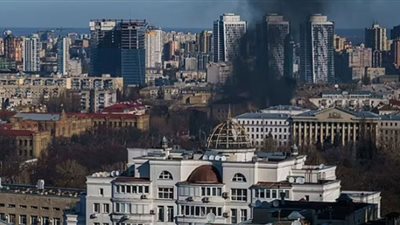 فيديو .. شجاعة شاب أوكراني تبهر الروس