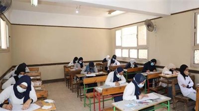 ضوابط تغيير لجنة امتحانات الدبلومات الفنية 2022