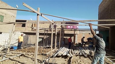 إزالة التعديات على الأراضي الزراعية بأبومناع غرب في دشنا