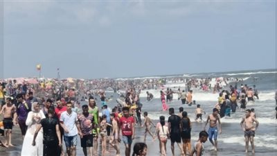 إقبال كبيرعلى مصيف بلطيم في ثالث أيام العيد