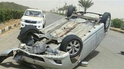 بالأسماء.. مصرع وإصابة ستة أشخاص في انقلاب سيارة بمطروح