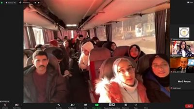 شاهد.. حافلات تنقل المصريين بكييف خارج الحدود الأوكرانية.. ووزيرة الهجرة تتابع