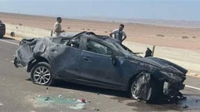 إصابة 5 أشخاص بحادث انقلاب سيارة في الوادي الجديد