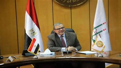 القوى العاملة: تحصيل 175 ألف جنيه مستحقات 11 عاملا مصريا بجدة