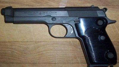 ضبط 52 مسدسًا غير مرخص في ضربات على تجار السلاح