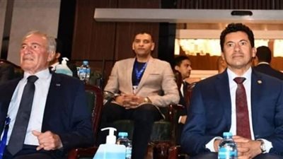 الأمم الأفريقية لليد.. وزير الرياضة يؤازر لاعبي منتخب مصر قبل مواجهة المغرب
