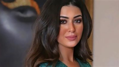 شاهد| ميرنا نور الدين بإطلالة كاجوال في أحدث ظهور