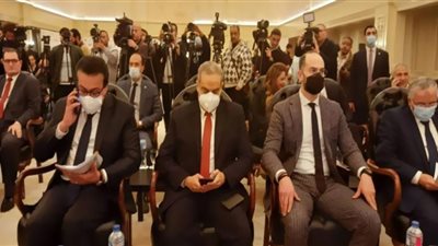 بتكنولوجيا مصرية 100%.. طرح اللقاح المصري للمواطنين قريبًا