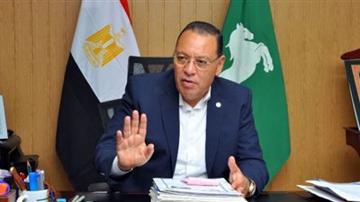 محافظ الشرقية يصدر قرارًا بتشكيل لجنة لوضع تعريفة الركوب الجديدة لسيارات الأجرة