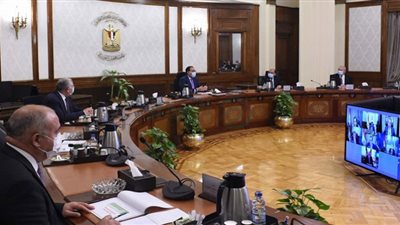 الحكومة تستعد لإطلاق استراتيجية صناعة السيارات