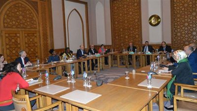 الخارجية تستضيف وفدًا من السكرتارية التنفيذية لاتفاقية الأمم المتحدة الإطارية لتغير المناخ