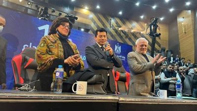 بحضور وزير الرياضة.. جامعة القاهرة تدخل منافسات مجال العروض المسرحية بمهرجان إبداع (10)