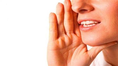 الإفتاء توضح حكم صوت المرأة.. وهل هو عورة؟