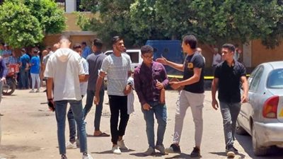 الحزن يُخيم على وجوه طلاب الثانوية العامة فى مادتى التاريخ والفيزياء
