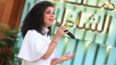 نسمة محجوب وكورالها في ضيافة منى الشاذلي.. الجمعة