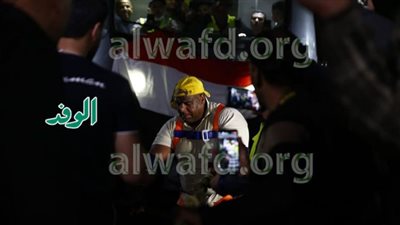 فيديو.. أشرف كابونجا الرجل الخارق ينجح في شد مترو الأنفاق