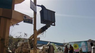 استمرار حملات ازالة الإعلانات العشوائية والغير مرخصة بالدقهلية