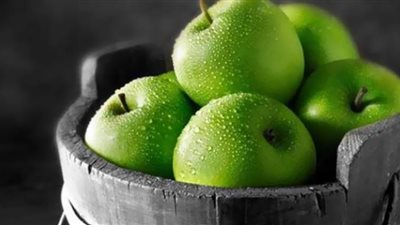 التفاح الأخضر يُعزز صحة القلب والأوعية الدموية