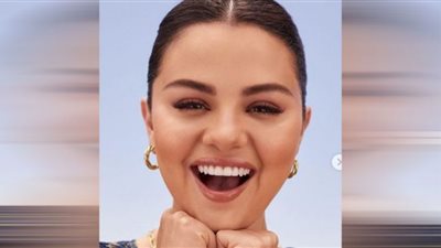 سيلينا ماري تفضل الاحتشام في SAGAwards (صور)