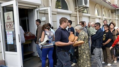 أستاذ علاقات دولية: روسيا تواجه «تسونامي» عقوبات لم تكن مستعدة لها