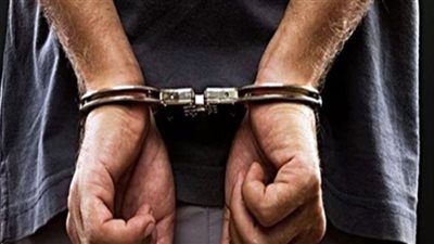 ضبط مدير مخزن دهانات لحيازته منتجات منتهية الصلاحية بالتجمع الخامس