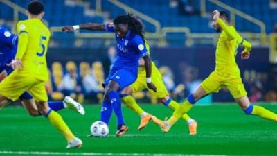 الهلال يُمطر شباك النصر برباعية بالدوري السعودي