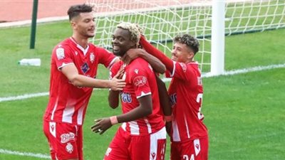 الطائي السعودي يتعاقد مع جاي مبينزا