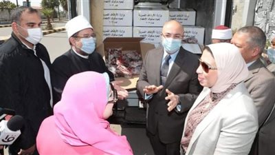 محافظ بني سويف ووزير الأوقاف يشهدان استلام 3 أطنان لحوم من صكوك الإطعام