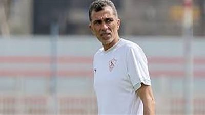 أسامه نبيه يعقد جلسة مع لاعبي الزمالك
