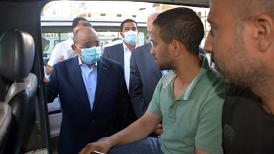 وزير التنمية ومحافظ الجيزة يتفقدان مواقف النقل الجماعي