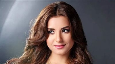 شاهد.. ريهام أيمن في عرض البحر بالبكيني مع زوجها
