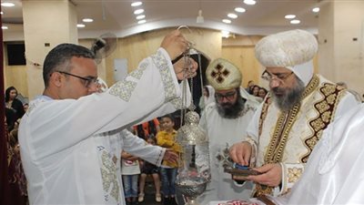 سيامة شمامسة جدد وعظة روحية.. أبرز أنشطة كنيسة العذراء والبابا كيرلس (صور)
