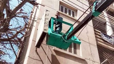 حملات مكثفة بالشرقية لرفع وإزالة الإعلانات المخالفة وغير المرخصة