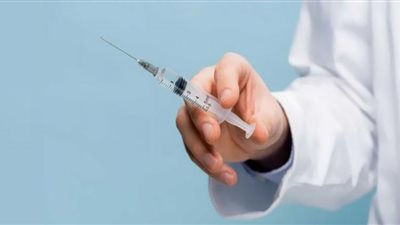 علاج البرد بحقنة هتلر.. مستشار الرئيس: تسبب أضرار بالغة للجسم (شاهد)