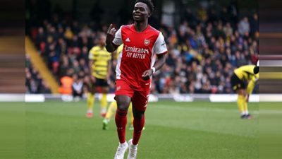 أرسنال يتقدم على واتفورد في الشوط الأول