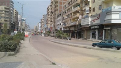 طقس دافئ وشبورة مائية في البحيرة