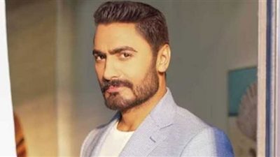 أشعر أنه ابني.. تامر حسني عن فيلم بحبك