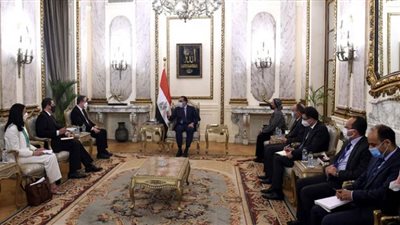 مدبولى يستقبل الرئيس التنفيذي لصندوق المناخ الأخضر التابع للأمم المتحدة