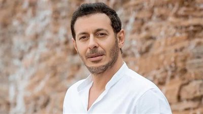 مصطفي شعبان في مدينة الإنتاج الإعلامي لتصوير مشاهد مسلسل 