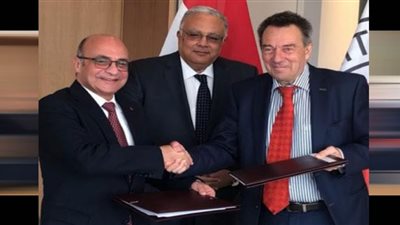 وزير العدل يوقع مذكرة تفاهم مع رئيس اللجنة الدولية للصليب الأحمر