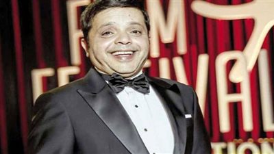 محمد هنيدي مطلوب على جوجل والسبب مشروع 